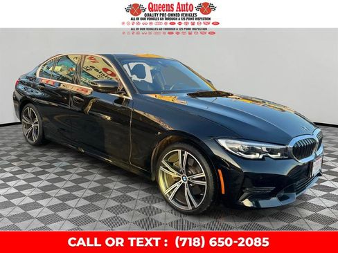 Used 2021 BMW 330i xDrive Sedan w/ Convenience Package image 9