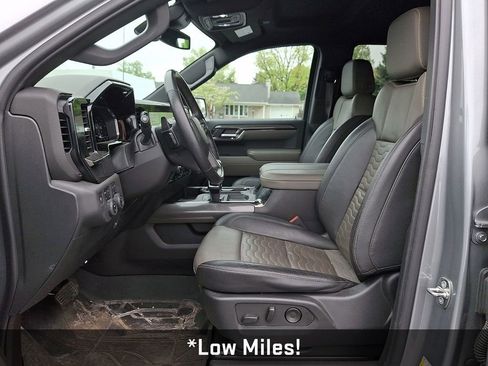 Used 2024 Chevrolet Silverado 1500 ZR2 AWD/4WD image 14