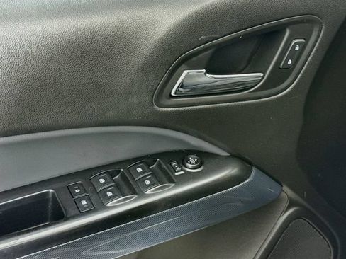 Used 2016 Chevrolet Colorado Z71 AWD/4WD image 17