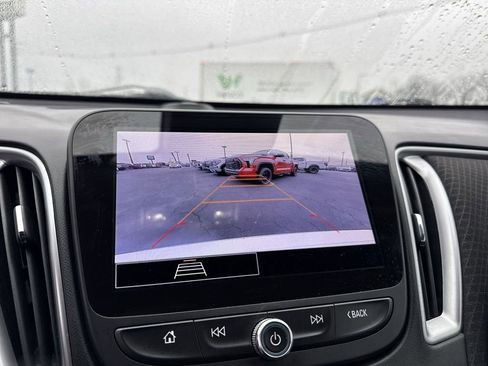 Used 2024 Chevrolet Malibu LT w/ Sport Edition image 17