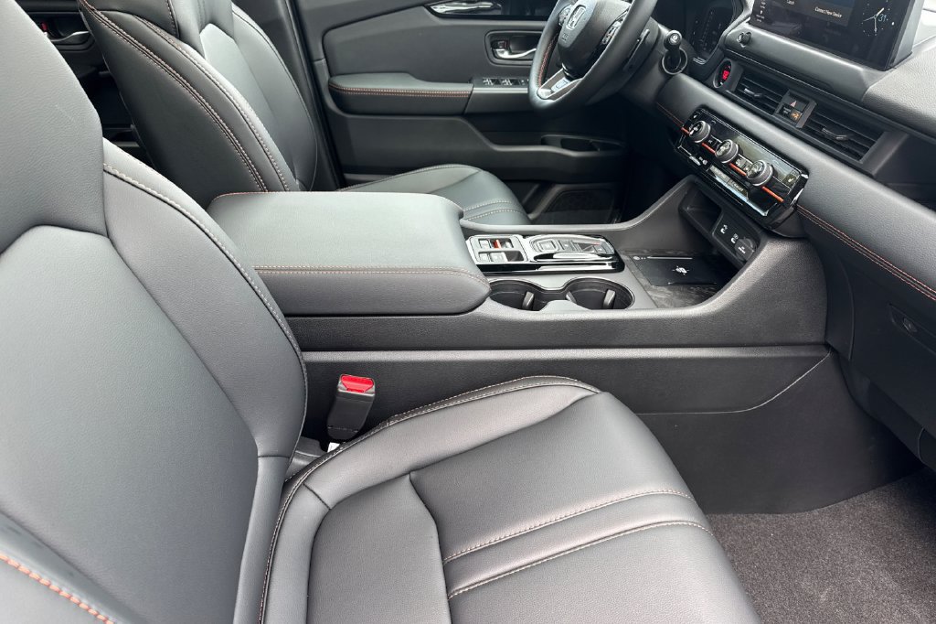 New 2026 Honda Pilot TrailSport image 16