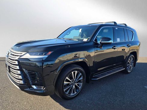 New 2025 Lexus LX 600 4WD w/ Premium Package image 7