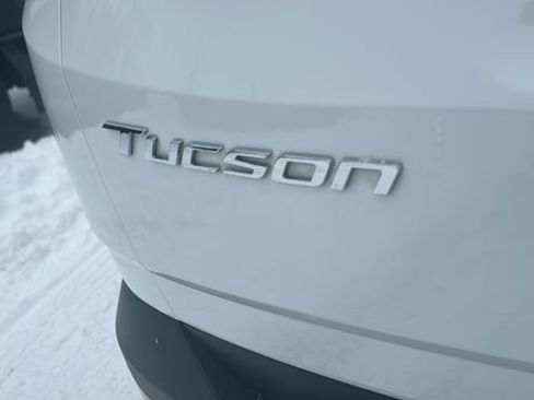 Used 2023 Hyundai Tucson Limited image 9