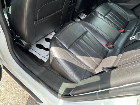 Used 2011 Buick Regal CXL FWD image 9
