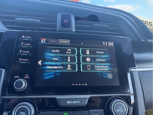 Used 2020 Honda Civic Sport image 2