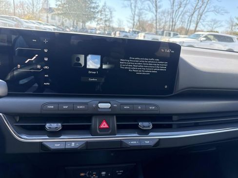New 2026 Kia K4 EX image 9