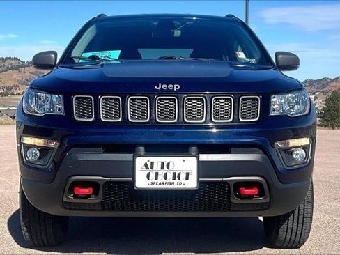 Used 2019 Jeep Compass Trailhawk image 2