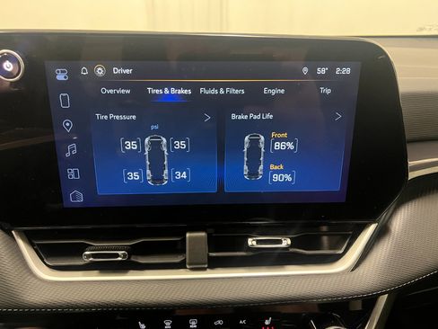 Used 2025 Chevrolet Equinox LT image 52