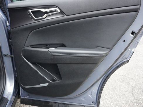 Used 2023 Kia Sportage EX image 23