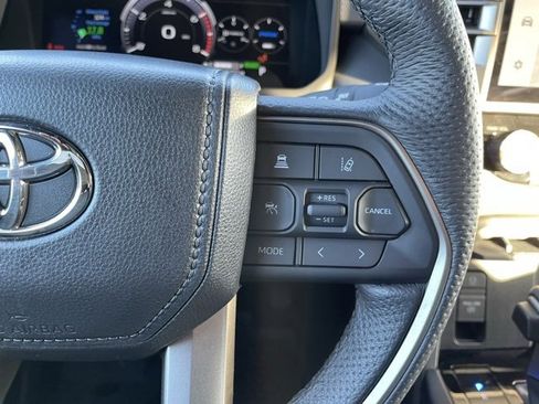 Used 2025 Toyota Tundra Limited image 16