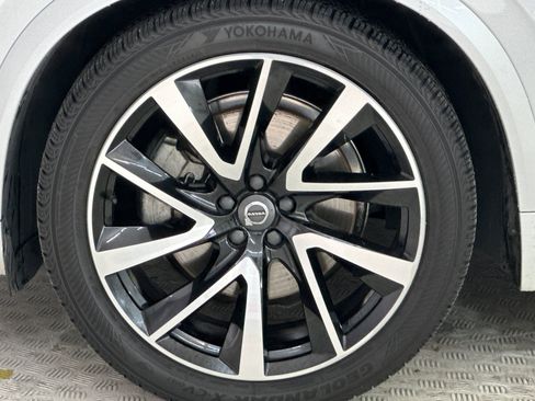 Used 2019 Volvo XC90 T6 Inscription w/ Luxury Package image 11