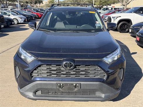 Used 2023 Toyota RAV4 XLE w/ Convenience Package image 2
