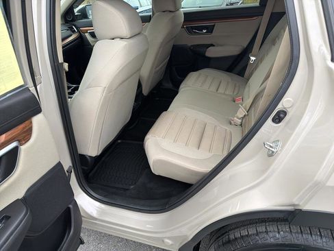 Used 2018 Honda CR-V EX image 6