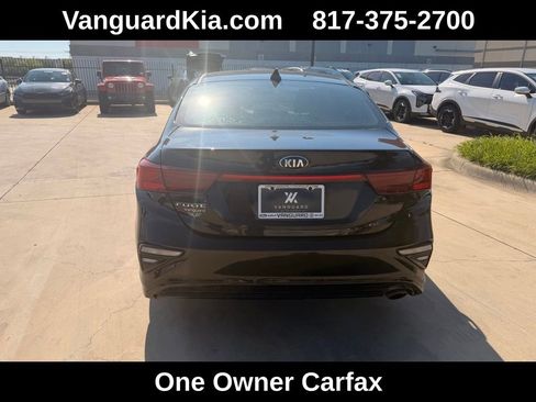 Used 2020 Kia Forte LXS FWD image 2