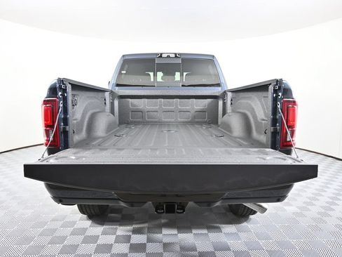 Used 2026 RAM 3500 Big Horn AWD/4WD image 6