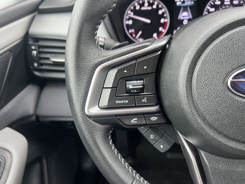 Used 2022 Subaru Outback Premium image 29