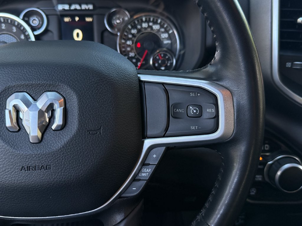 Used 2023 RAM 1500 Big Horn AWD/4WD image 30