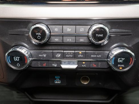 Used 2021 Ford F150 XLT w/ Equipment Group 302A High AWD/4WD image 22