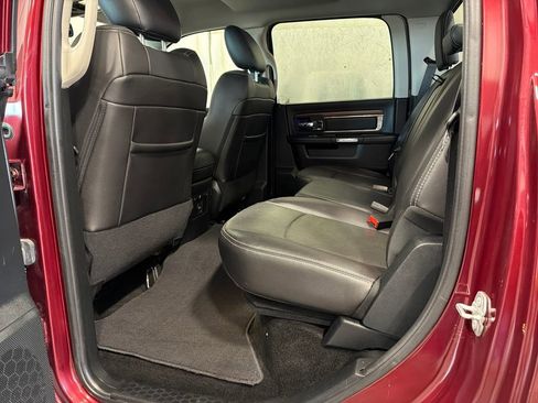 Used 2016 RAM 1500 Laramie w/ Convenience Group AWD/4WD image 18