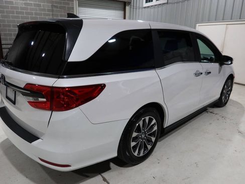 Used 2024 Honda Odyssey EX-L image 5