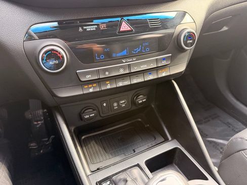 Used 2020 Hyundai Tucson Limited AWD/4WD image 26