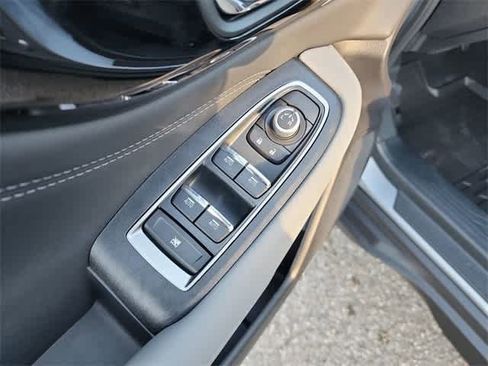 New 2025 Subaru Outback Limited image 15