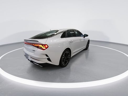 Used 2022 Kia K5 GT-Line image 8