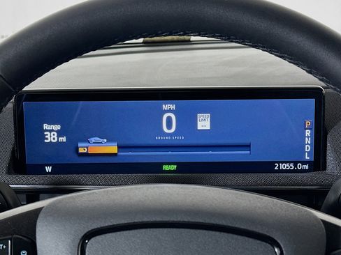 Used 2022 Ford Mustang Mach-E Select image 19