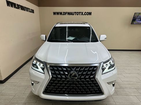 Used 2022 Lexus GX 460 Premium w/ Premium Package image 4