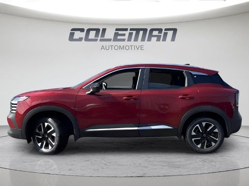 New 2026 Nissan Kicks SV FWD image 2