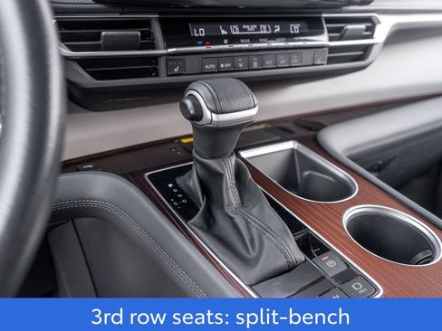 Used 2023 Toyota Sienna XLE w/ XLE Plus Package AWD/4WD image 27