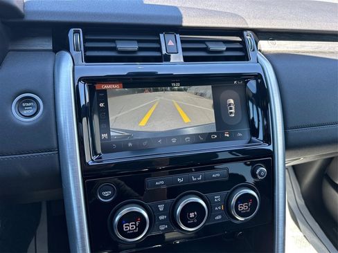 Used 2018 Land Rover Discovery HSE AWD/4WD image 34
