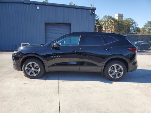 Used 2024 Chevrolet Blazer LT w/ Convenience Package image 8