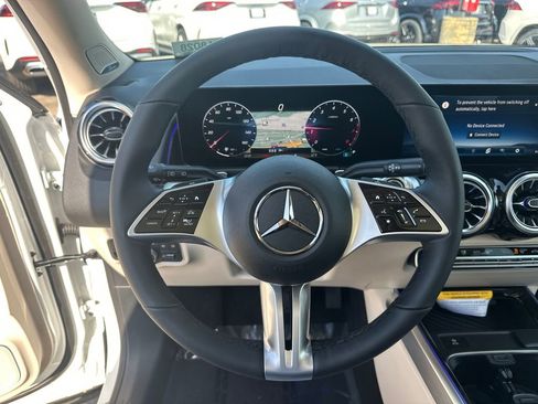 New 2026 Mercedes-Benz GLB 250 4MATIC image 26