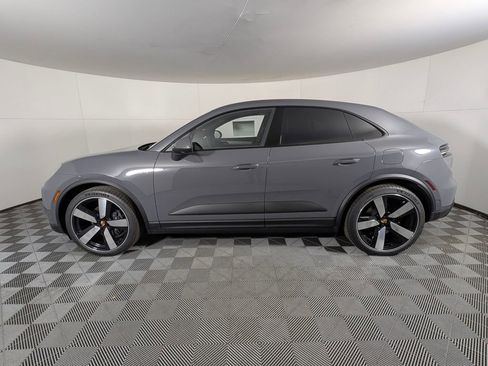 New 2025 Porsche Macan 4 Electric image 2