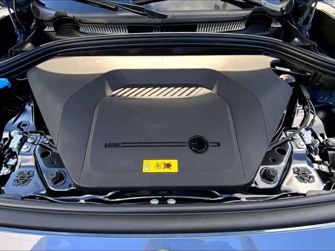 New 2025 MINI Cooper Countryman SE image 16