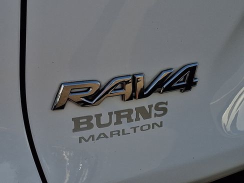 Used 2019 Toyota RAV4 LE w/ All Weather Liner Package AWD/4WD image 30