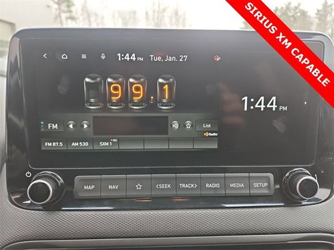 Used 2022 Hyundai Kona Limited image 13