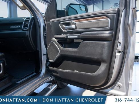 Used 2020 RAM 1500 Laramie AWD/4WD image 27