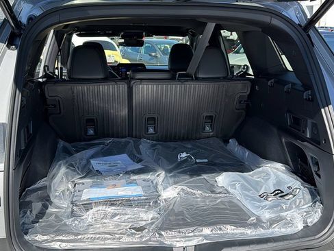New 2026 Subaru Outback Limited AWD/4WD image 13
