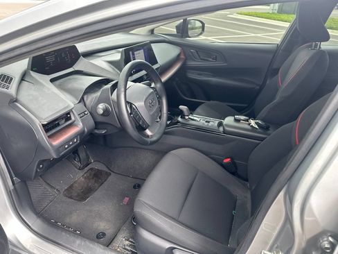 Used 2023 Toyota Prius Prime FWD image 10