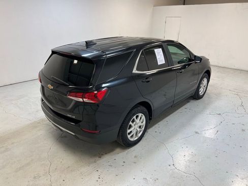 Used 2022 Chevrolet Equinox LT AWD/4WD image 3