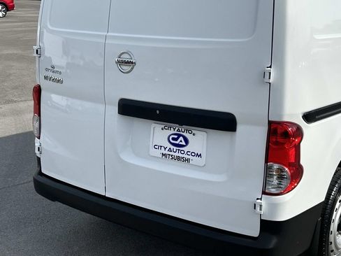 Used 2021 Nissan NV200 S FWD image 12