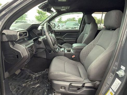 Certified 2024 Toyota Tacoma SR5 AWD/4WD image 16