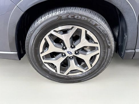 Certified 2024 Subaru Forester Premium AWD/4WD image 42