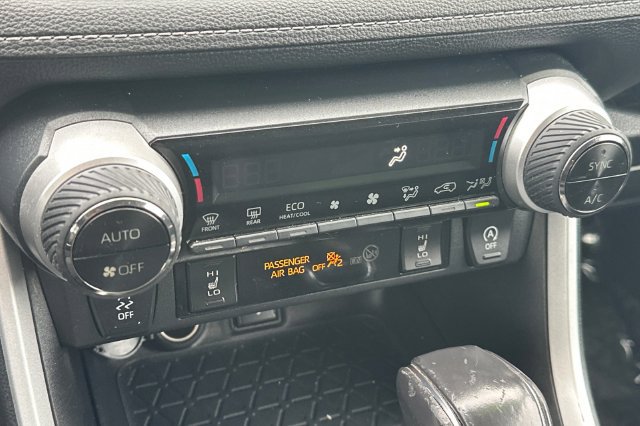 Certified 2022 Toyota RAV4 XLE Premium AWD/4WD image 25