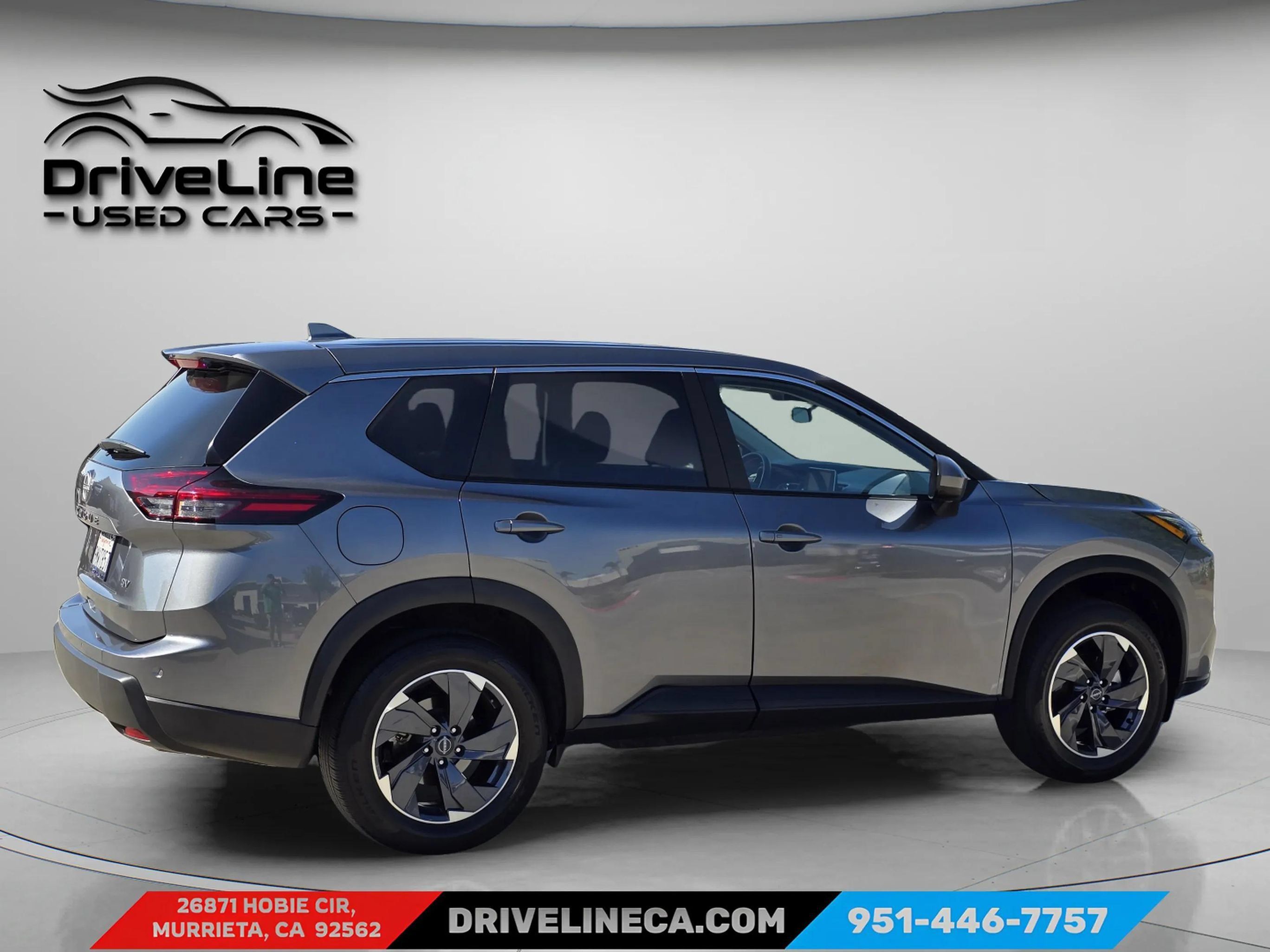 Used 2024 Nissan Rogue SV FWD image 10
