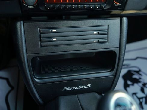 Used 2004 Porsche Boxster S image 26