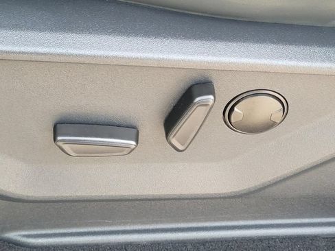 Used 2025 Ford Expedition Active RWD image 19