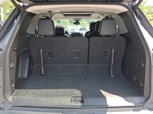 Used 2018 Chevrolet Traverse LT AWD/4WD image 30